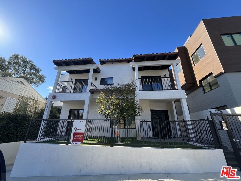 913 Hilldale Avenue - Photo 24