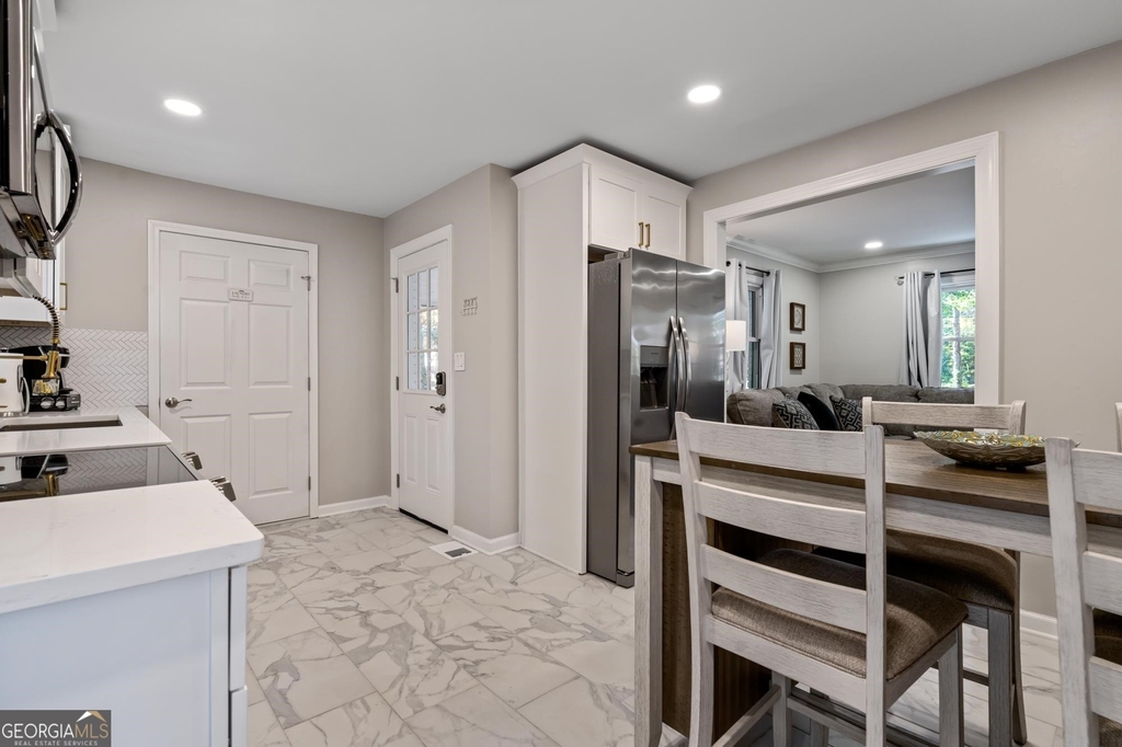 6 Oriole Drive - Photo 12