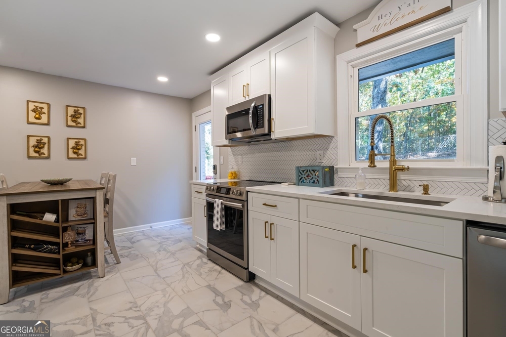 6 Oriole Drive - Photo 13