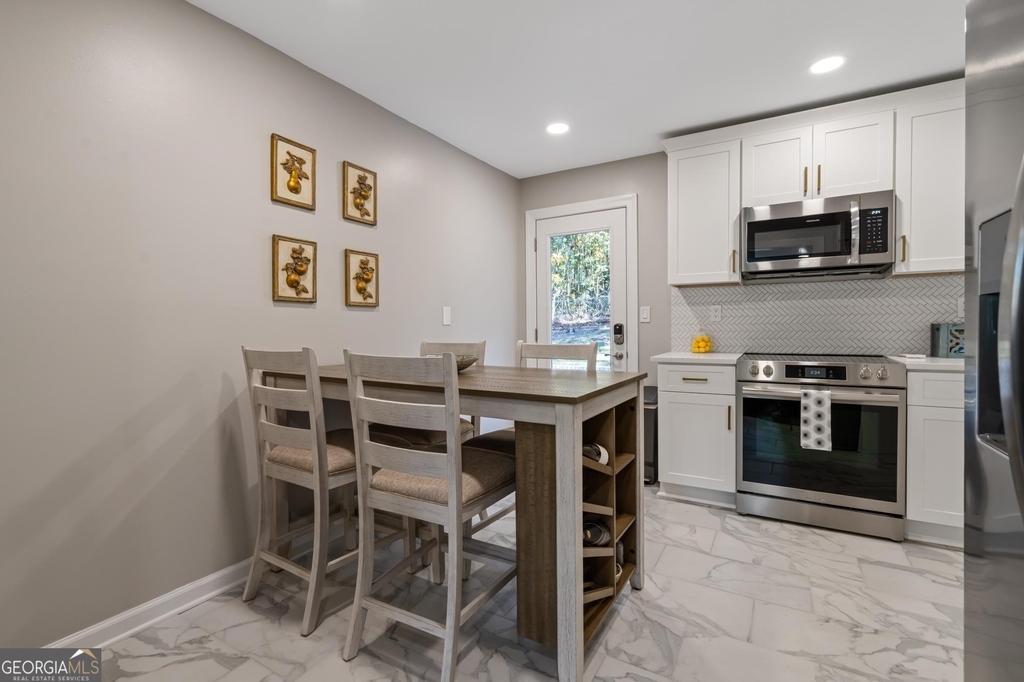 6 Oriole Drive - Photo 2