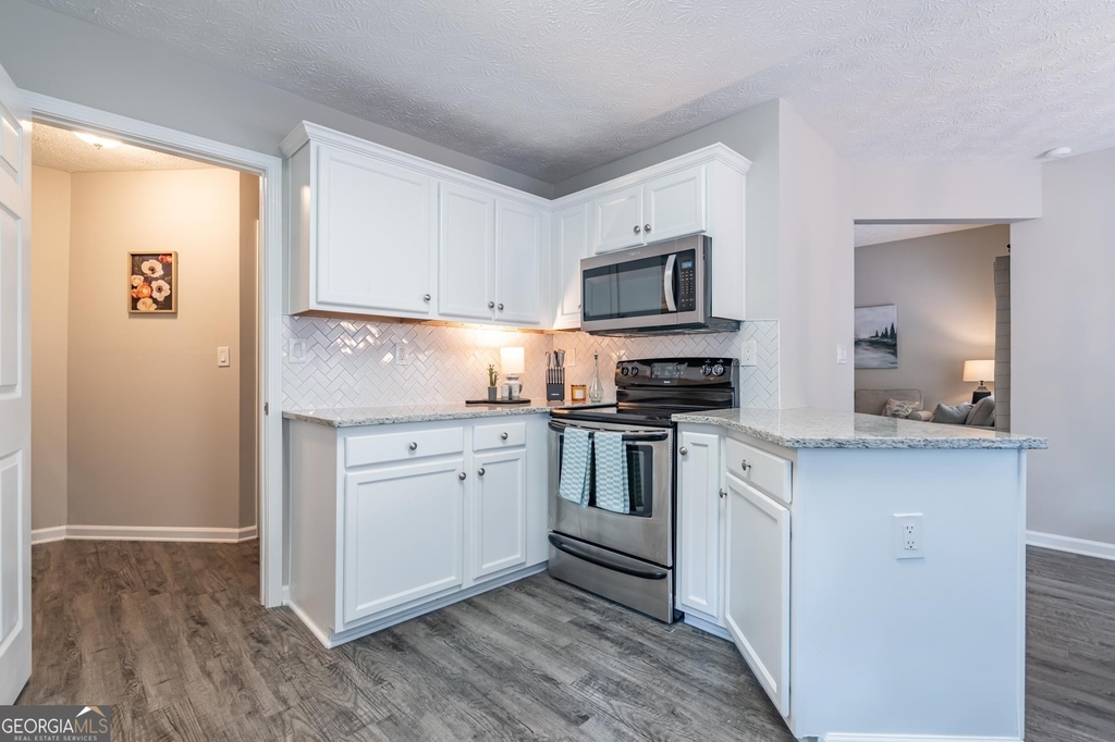 104 Kingston Pointe Drive - Photo 11