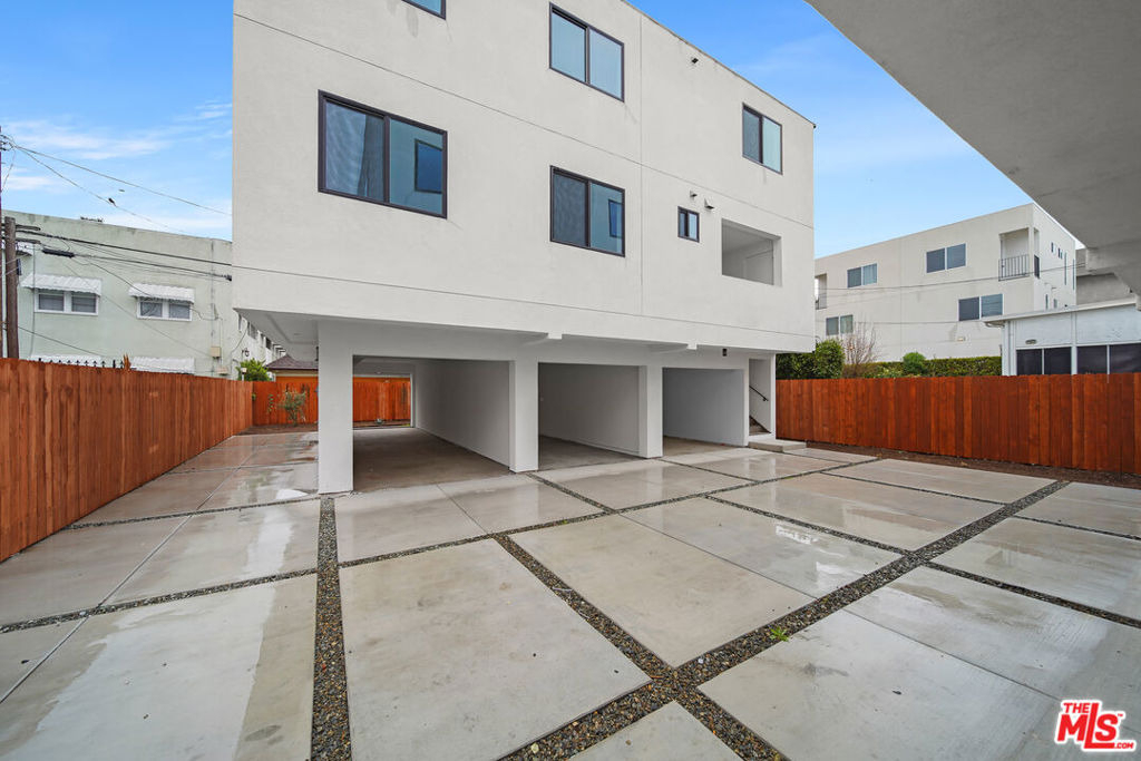 171 S Hoover Street - Photo 33