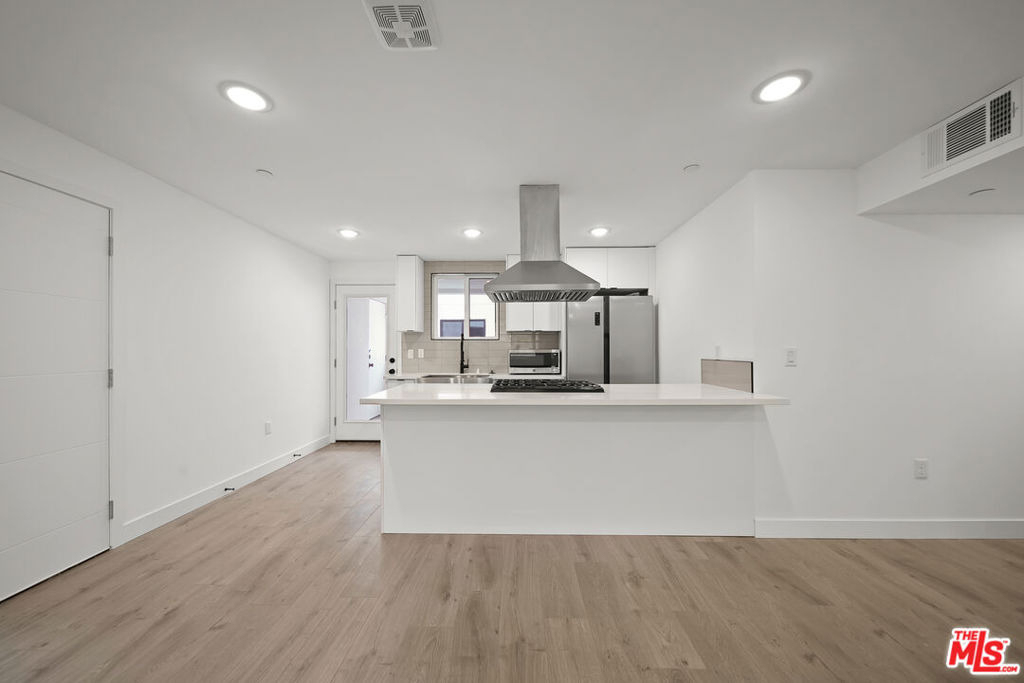 171 S Hoover Street - Photo 29