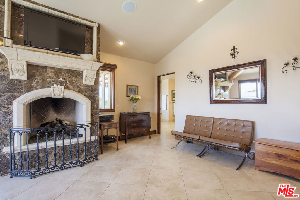 2624 Costebelle Drive - Photo 19