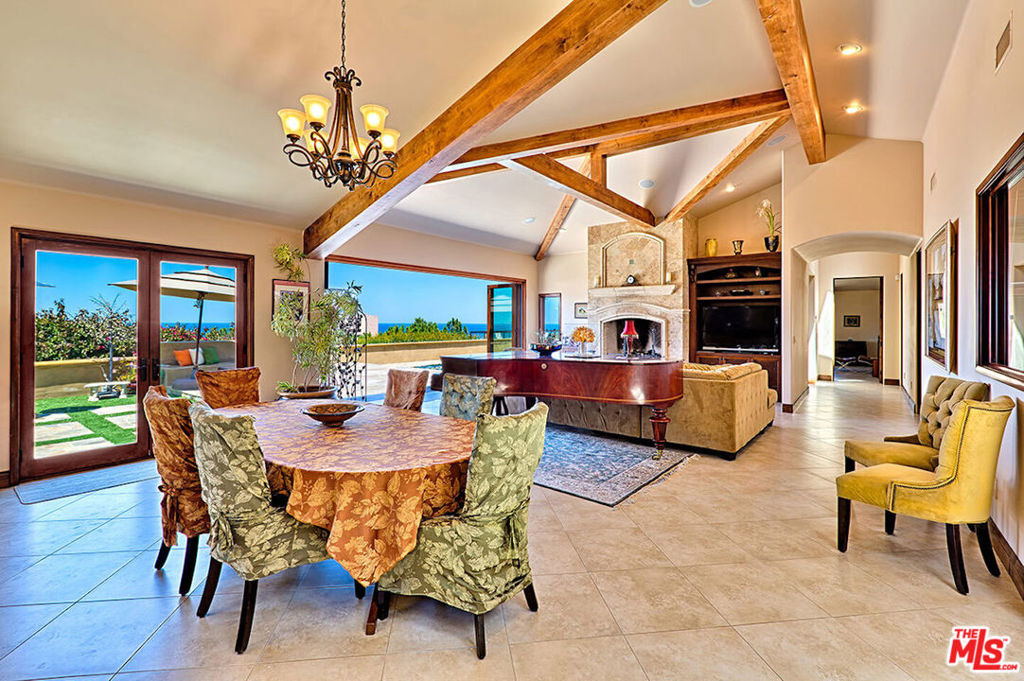 2624 Costebelle Drive - Photo 6