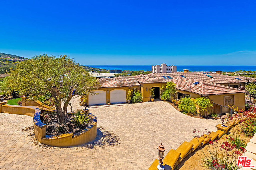 2624 Costebelle Drive - Photo 1
