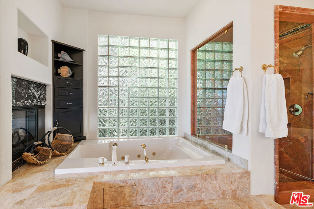 7350 Brodiaea Way - Photo 33