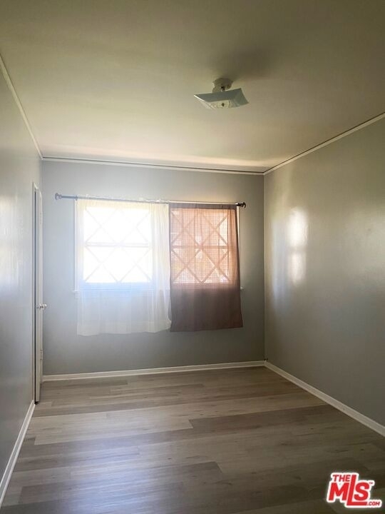 10682 Kinnard Avenue - Photo 12
