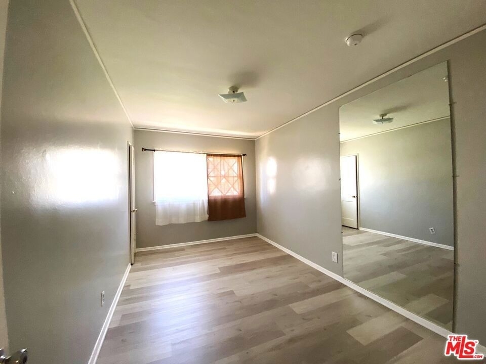 10682 Kinnard Avenue - Photo 20