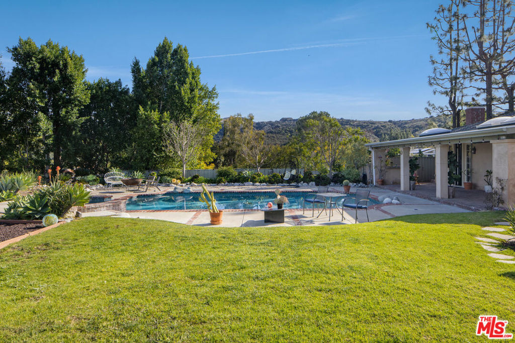 3962 Tarrybrae Terrace - Photo 10
