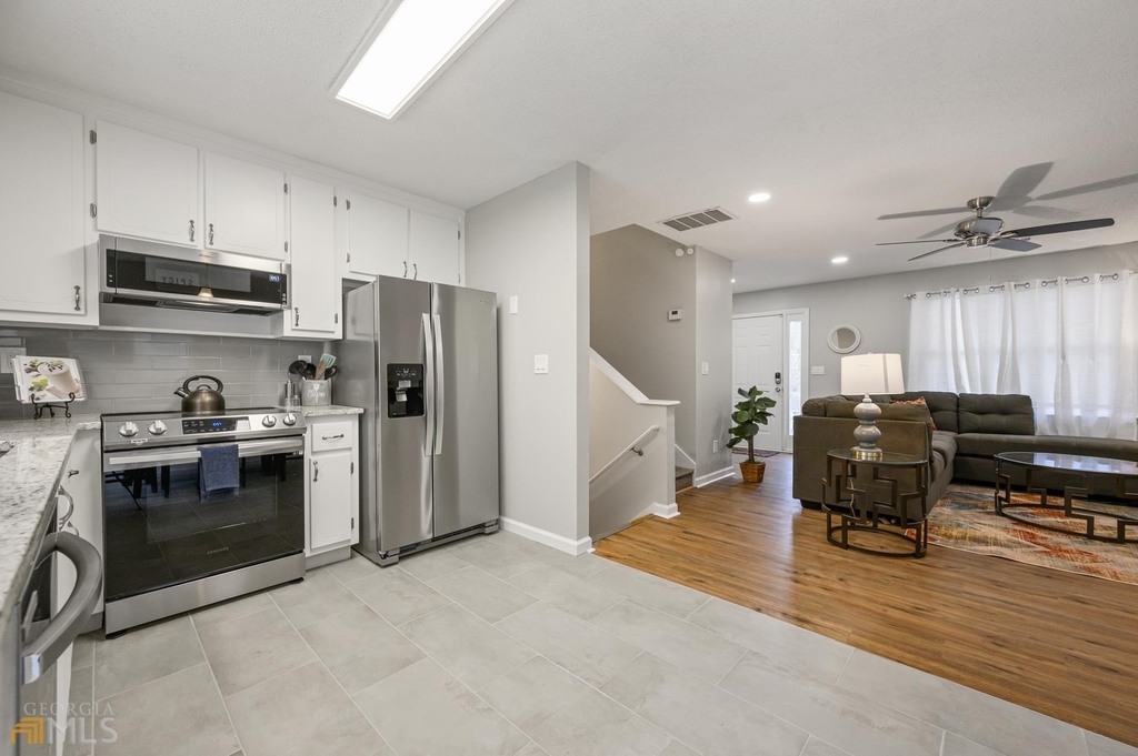 25 Jennifer Lane - Photo 11