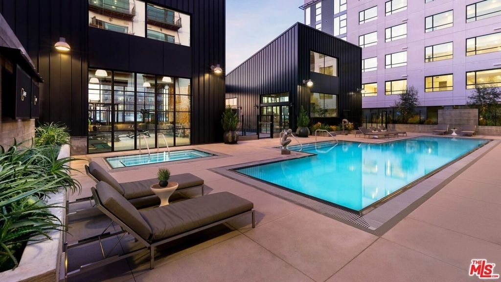 695 S Santa Fe Avenue - Photo 8