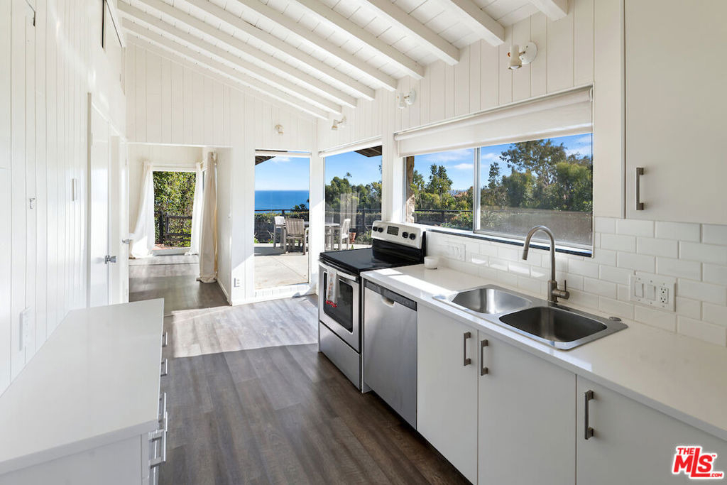 22535 Carbon Mesa Rd. - Photo 7