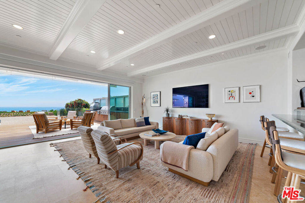 30962 Broad Beach Road - Photo 11