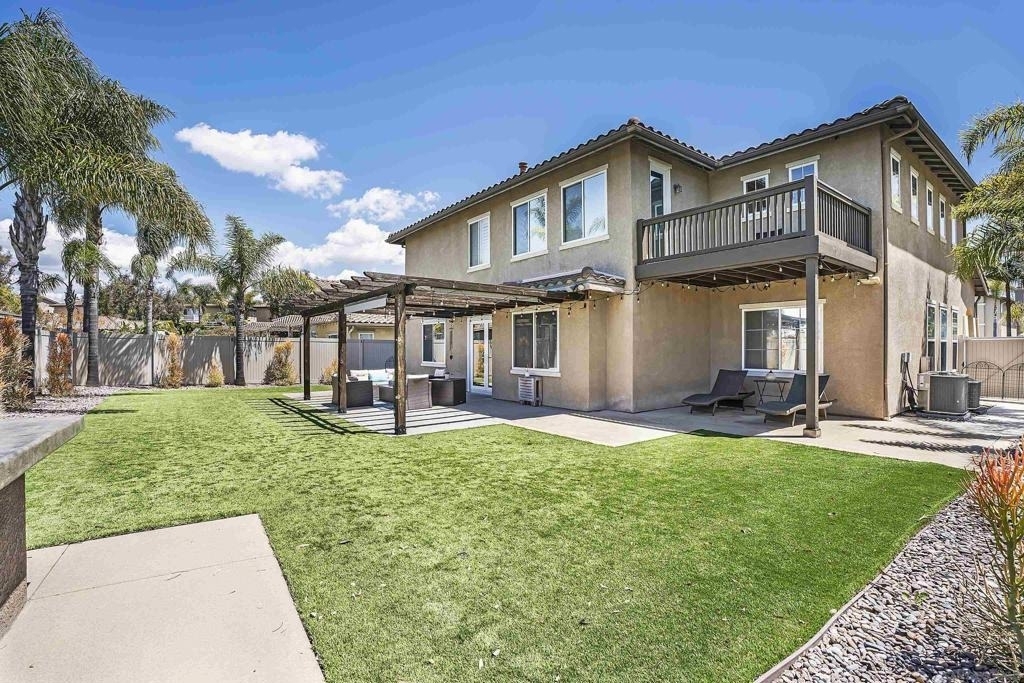1306 Traver - Photo 0