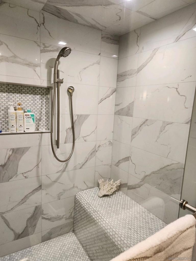1760 Avenida Del Mundo - Photo 5