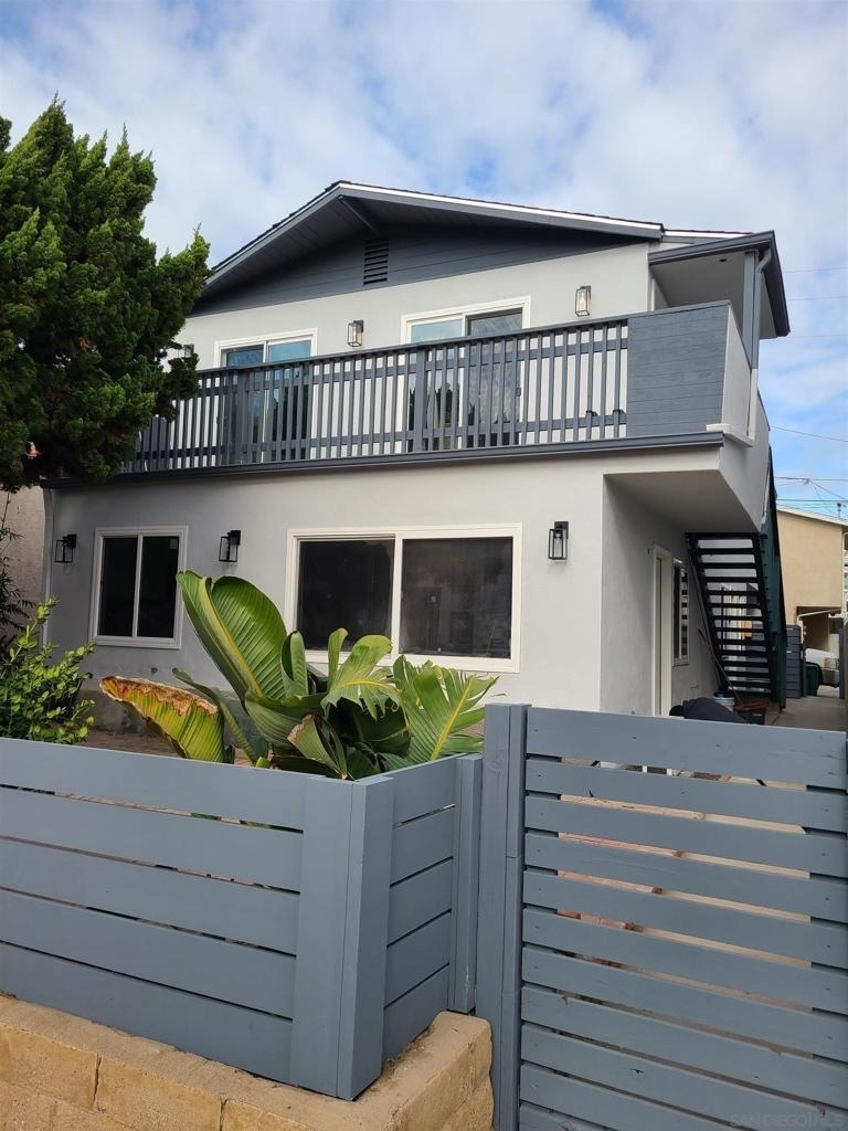 836 Island Ct - Photo 17