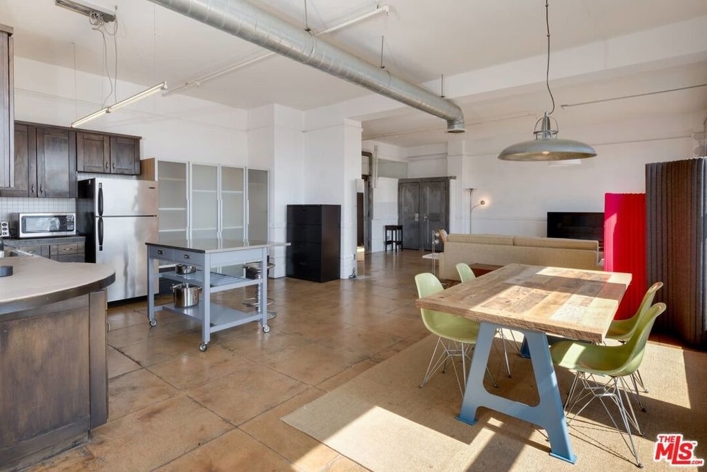 108 W 2nd Street - Photo 11