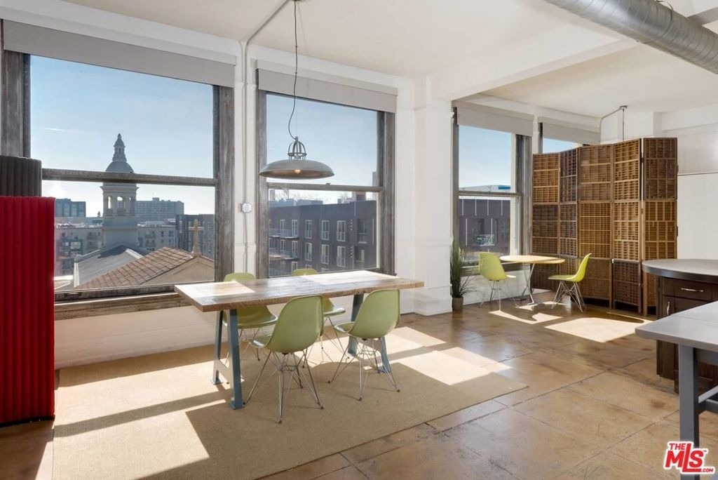 108 W 2nd Street - Photo 6