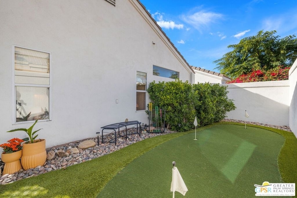 45420 Desert Fox Drive - Photo 9