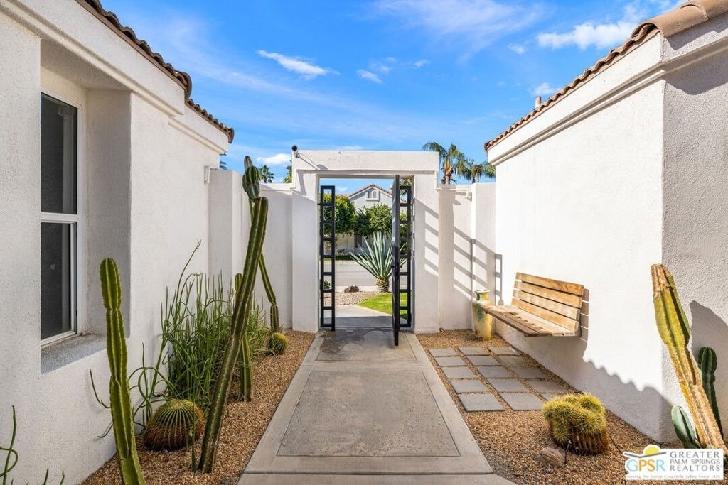 45420 Desert Fox Drive - Photo 15