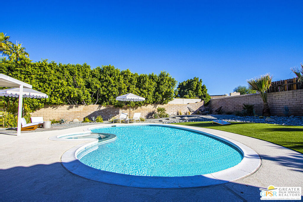 72827 Haystack Road - Photo 2