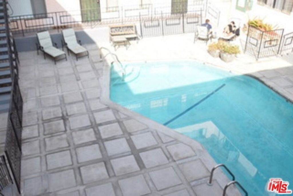 1940 Carmen Avenue - Photo 1