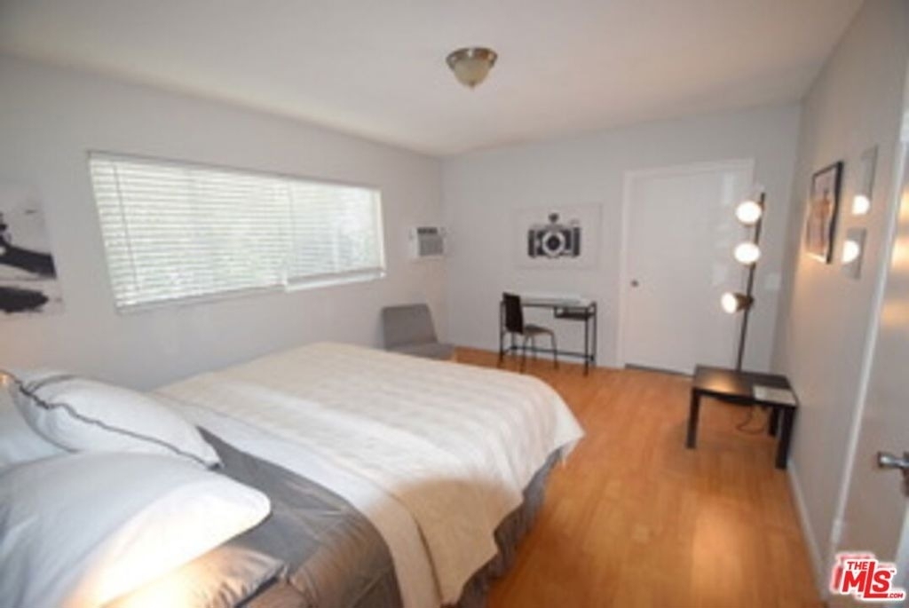 1940 Carmen Avenue - Photo 11