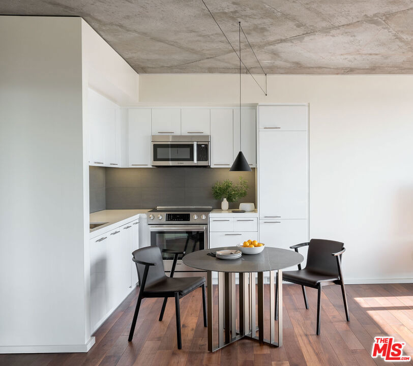 8500 W Sunset - Photo 8