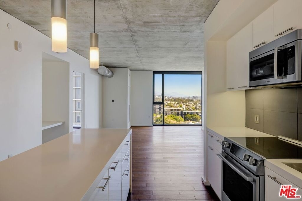 8500 W Sunset - Photo 5