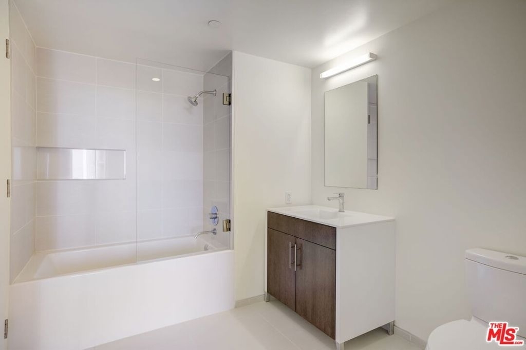 8500 W Sunset - Photo 7