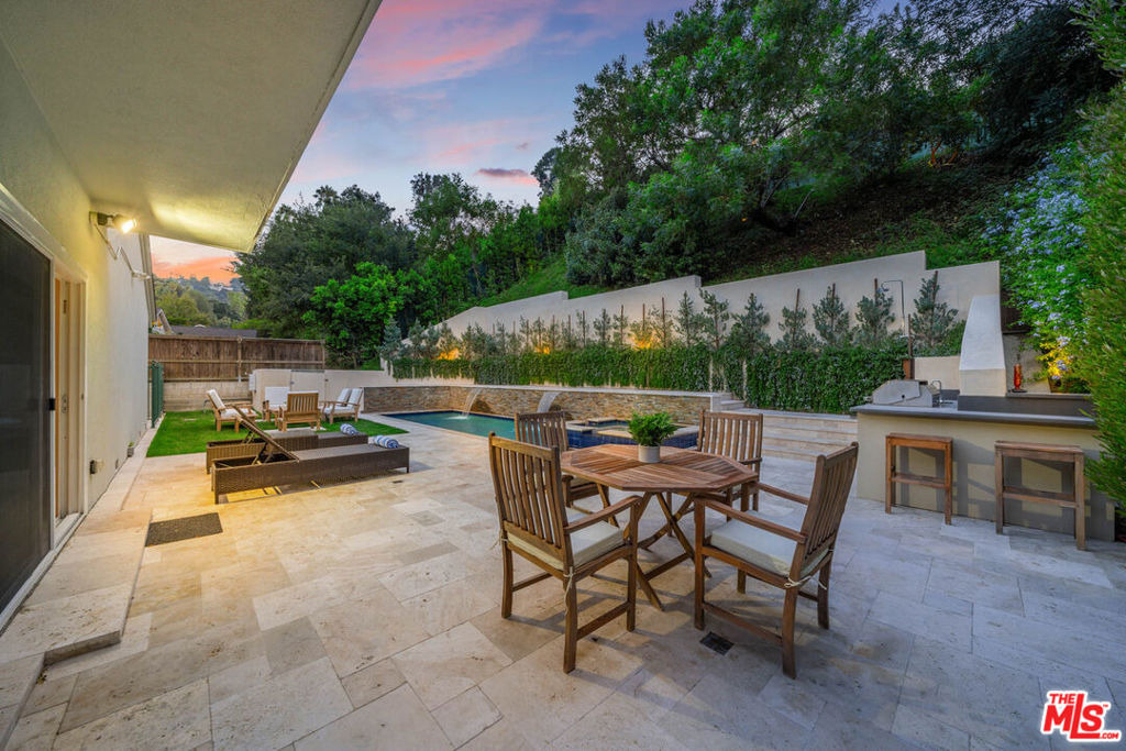 3771 Longview Valley Road - Photo 5
