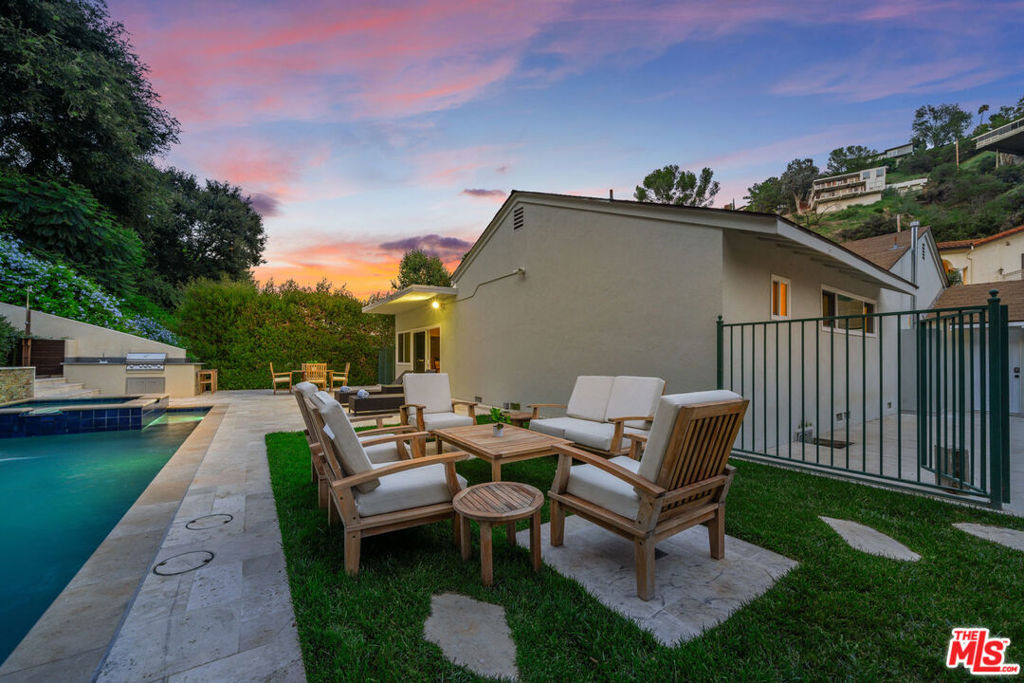 3771 Longview Valley Road - Photo 19
