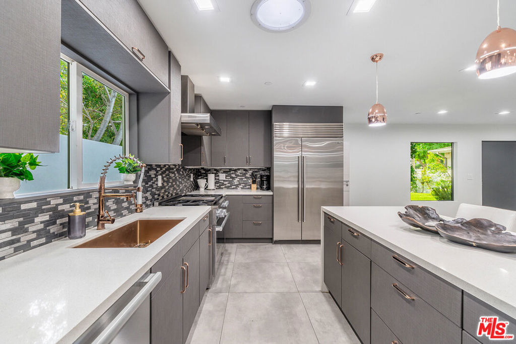 5010 Fulton Avenue - Photo 17