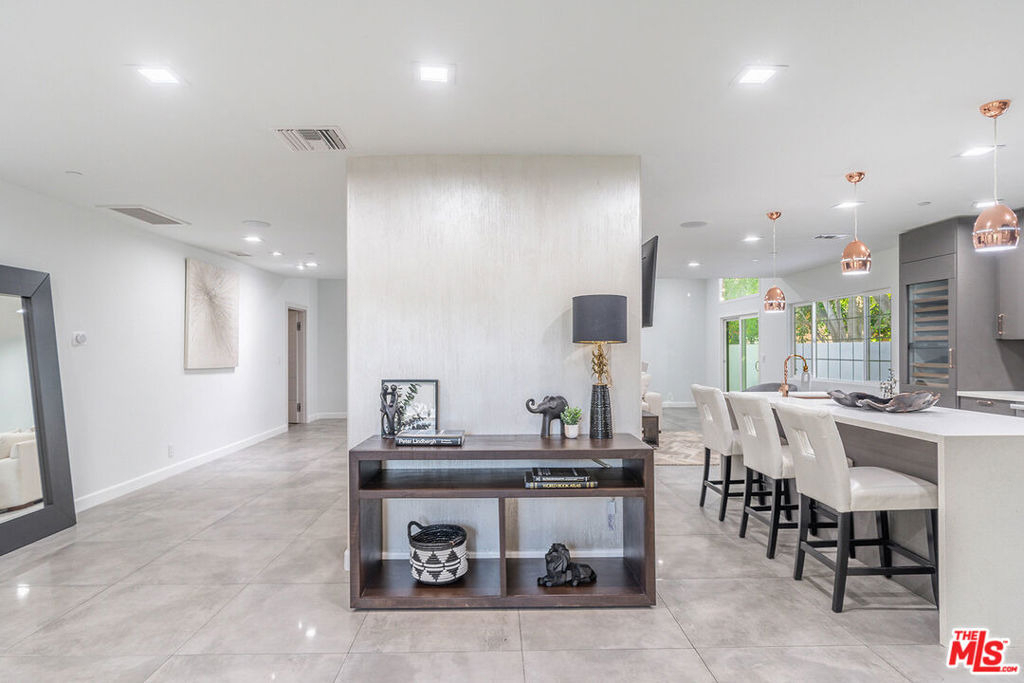 5010 Fulton Avenue - Photo 14