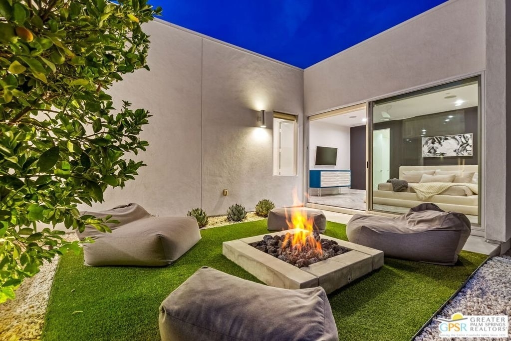 939 Bernardi Lane - Photo 2