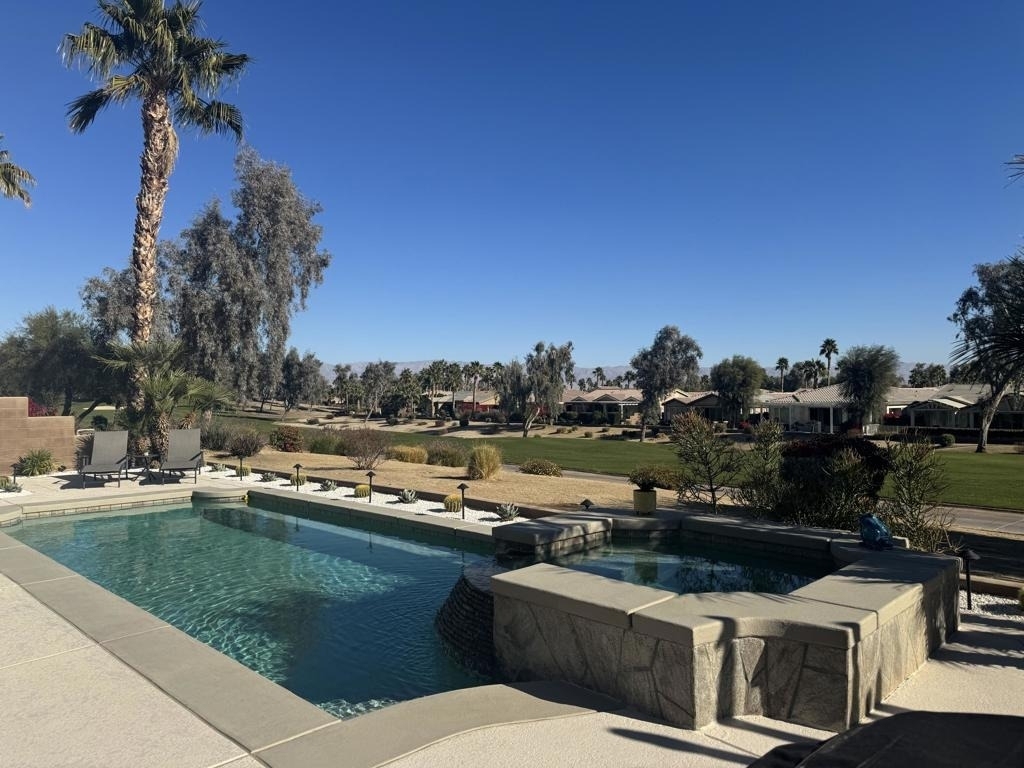 61722 Topaz Drive - Photo 0