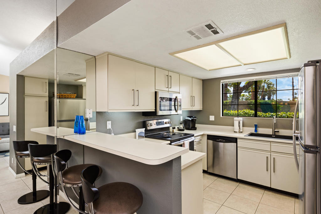 500 S Farrell Drive - Photo 10