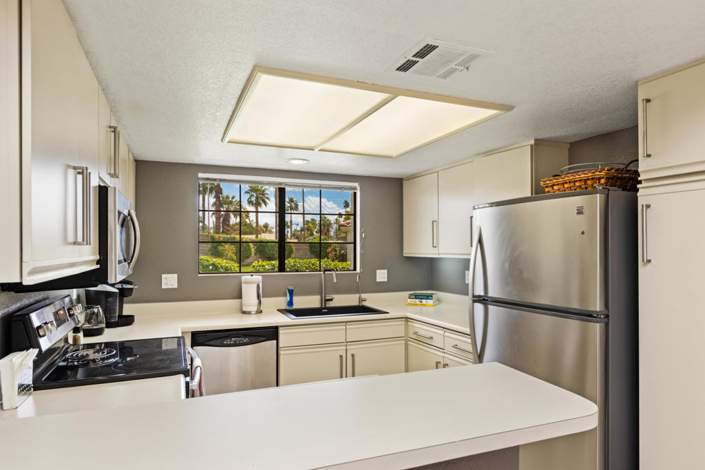 500 S Farrell Drive - Photo 11