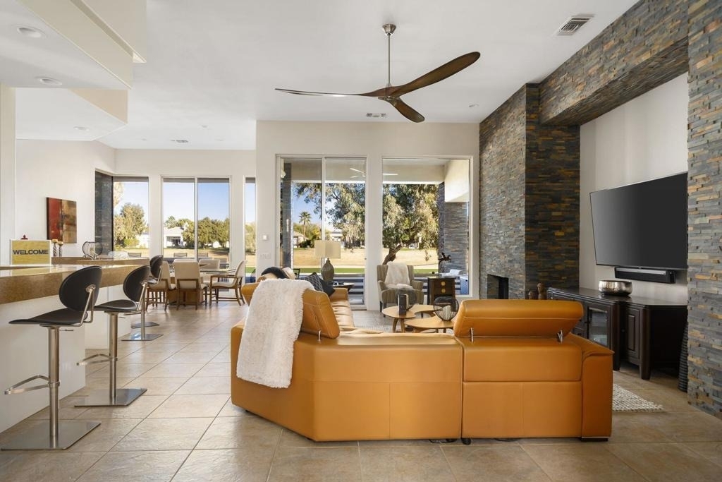 253 Loch Lomond Road - Photo 2