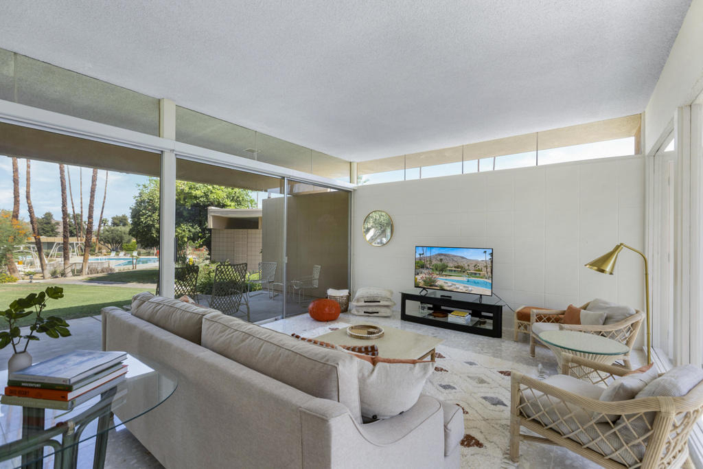 1211 Sandpiper Street - Photo 7