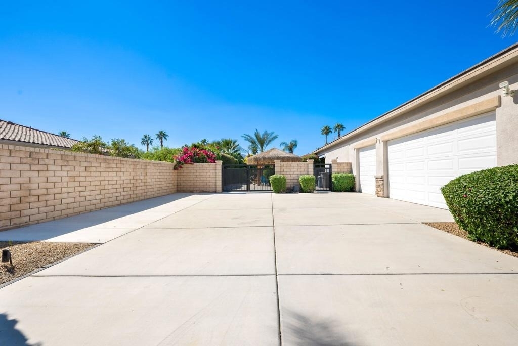 49143 Gila River Street - Photo 15