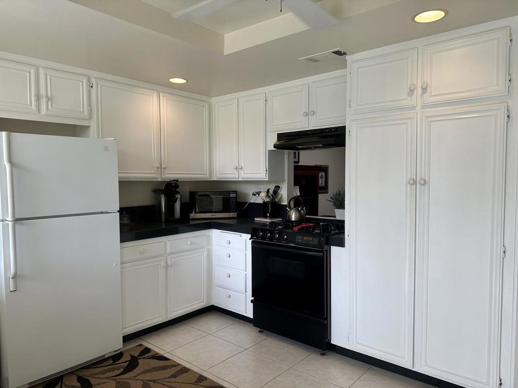 242 Serena Drive - Photo 6