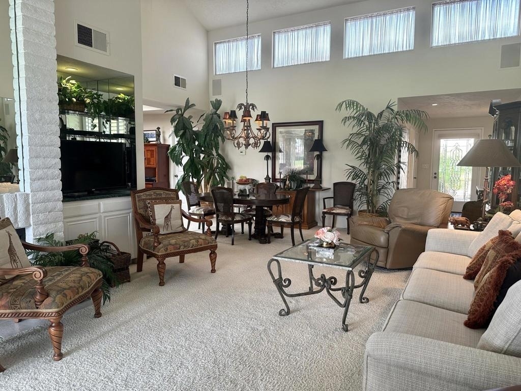 242 Serena Drive - Photo 3