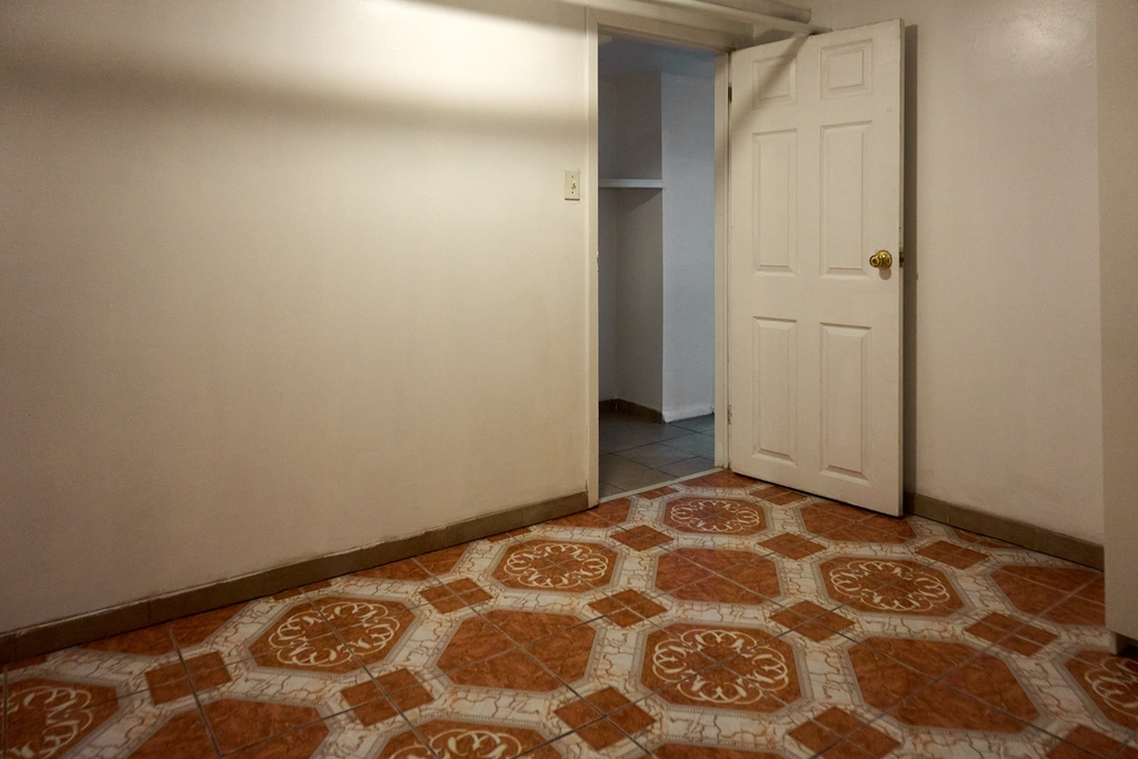 34-7 75th Street - Photo 8