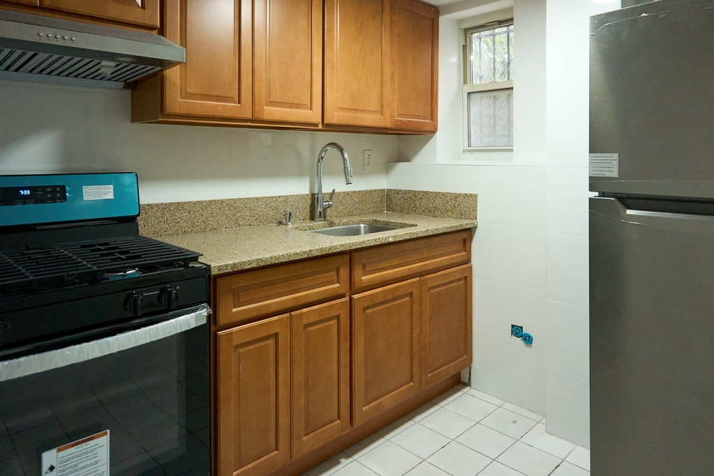 34-7 75th Street - Photo 2