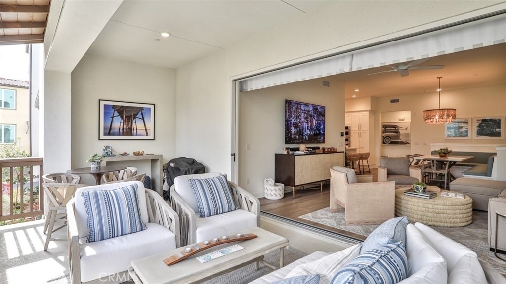 3319 Doheny Way - Photo 23