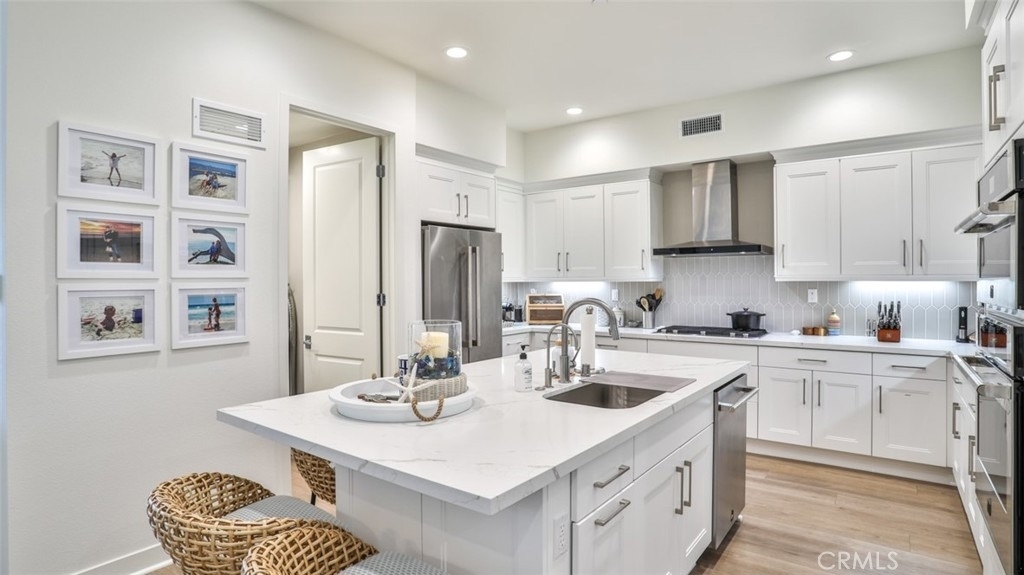 3319 Doheny Way - Photo 11