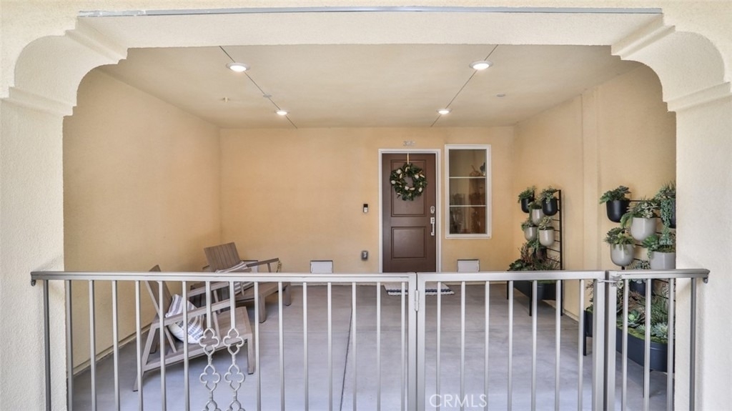 3319 Doheny Way - Photo 4