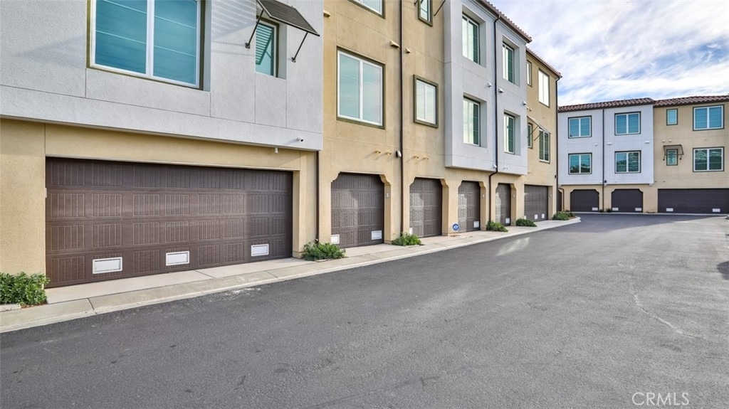3319 Doheny Way - Photo 42